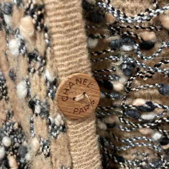 COPY - Coco Chanel long size 42 xl duster sweater wool blend so amazing cardigan - Picture 6 of 12